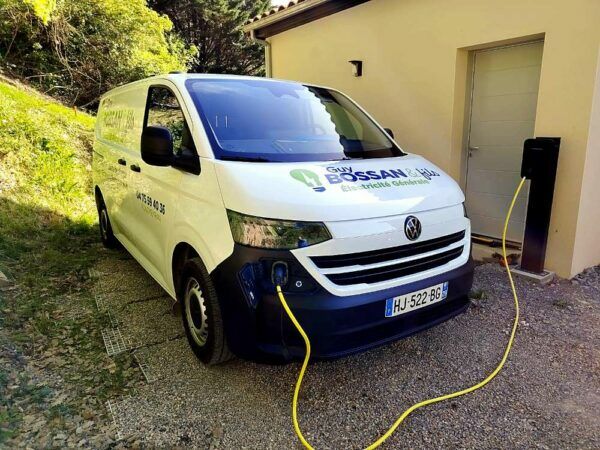 bossan-electricite-beaumont-valence-borne-recharge-voiture-electrique-02