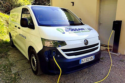 contact-devis-bossan-electricite-beaumont-valence-borne-recharge-voiture-electrique